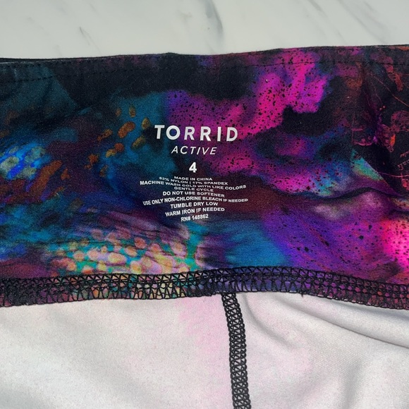 Torrid Blue stars Active Leggings 4 galaxy space pockets pants sport clouds - Picture 4 of 5